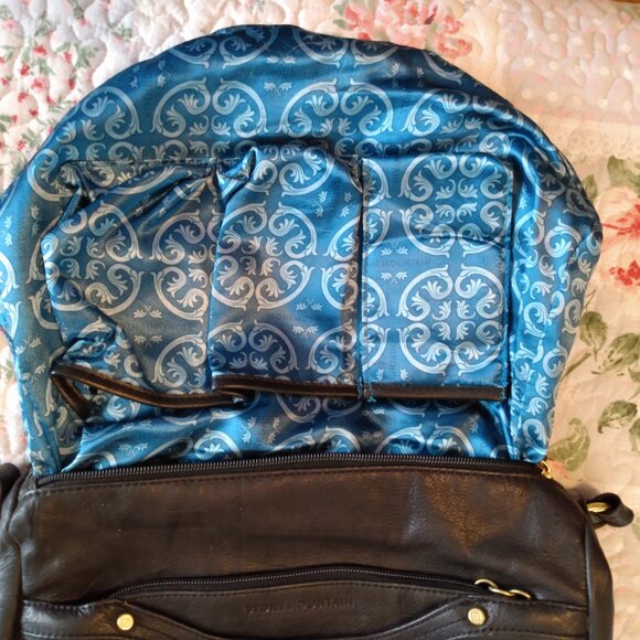 Stone mountain large leather bag, never used. - Picture 15 of 16